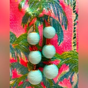 🩵Earrings tiffany blue thread🩵